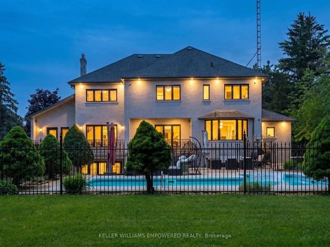 Photo 1 at 75 Rachelle Court, Kleinburg, Vaughan
