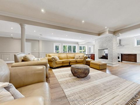 Photo 37 at 75 Rachelle Court, Kleinburg, Vaughan