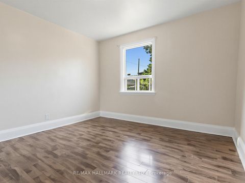 Photo 16 at 38 Ypres Road, Eglinton West, Toronto