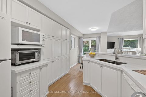 Photo 8 at 120 Woodroof Crescent, Bayview Wellington, Aurora