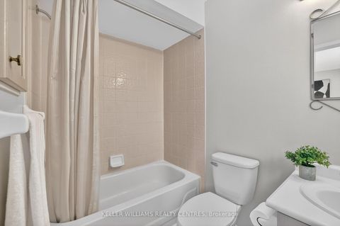 Photo 33 at 120 Woodroof Crescent, Bayview Wellington, Aurora