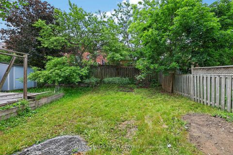 Photo 36 at 120 Woodroof Crescent, Bayview Wellington, Aurora
