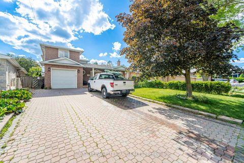 Photo 0 at 122 Verobeach Boulevard, Humbermede, Toronto