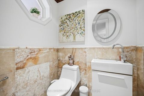 Photo 16 at 122 Verobeach Boulevard, Humbermede, Toronto