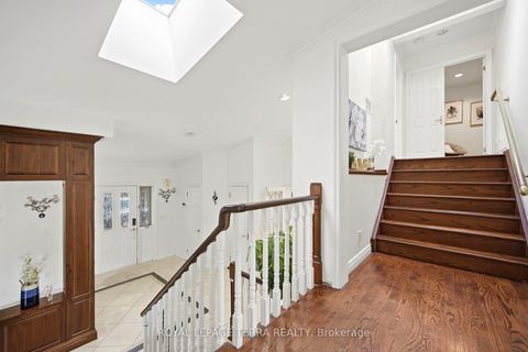 Photo 18 at 122 Verobeach Boulevard, Humbermede, Toronto