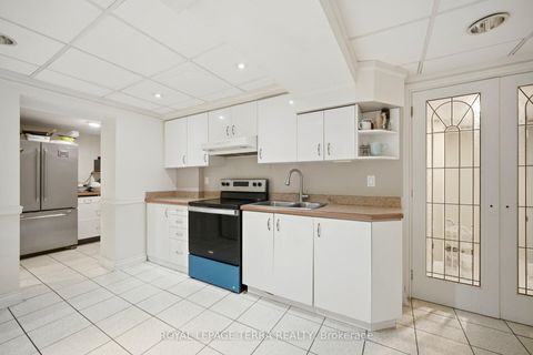 Photo 42 at 122 Verobeach Boulevard, Humbermede, Toronto