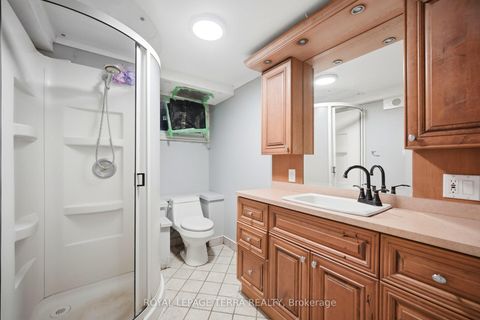 Photo 45 at 122 Verobeach Boulevard, Humbermede, Toronto
