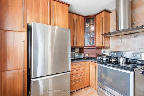Photo 8 at 84 Hadrian Drive, Old Rexdale, Toronto