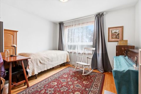 Photo 10 at 84 Hadrian Drive, Old Rexdale, Toronto