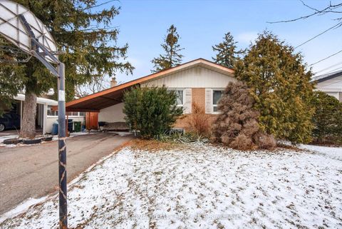 Photo 22 at 84 Hadrian Drive, Old Rexdale, Toronto