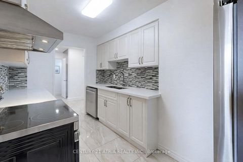 Photo 5 at 340 - 4005 Don Mills Road, Hillcrest Village, Toronto