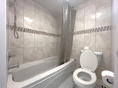 Photo 11 at 340 - 4005 Don Mills Road, Hillcrest Village, Toronto