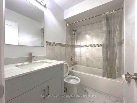 Photo 15 at 340 - 4005 Don Mills Road, Hillcrest Village, Toronto