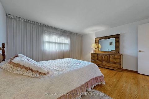 Photo 16 at 6 Kelvinway Drive, L'Amoreaux, Toronto