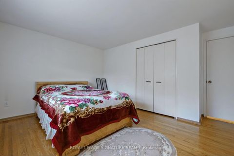 Photo 23 at 6 Kelvinway Drive, L'Amoreaux, Toronto