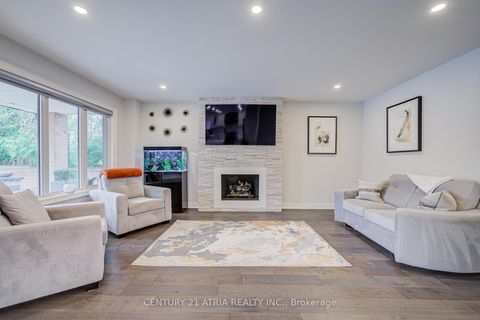 Photo 8 at 399 Tareyton Road, Mill Pond, Richmond Hill