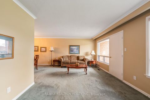 Photo 3 at 34 Tillplain Road, Bathurst Manor, Toronto
