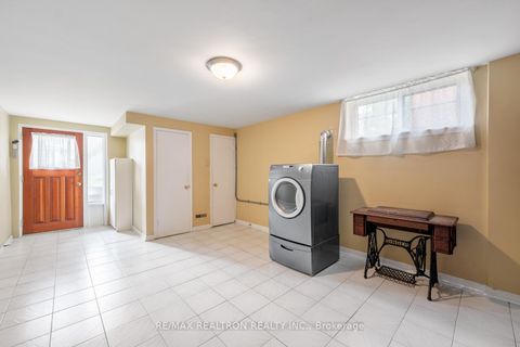 Photo 23 at 34 Tillplain Road, Bathurst Manor, Toronto