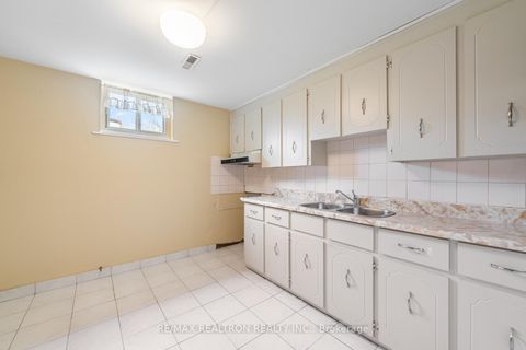 Photo 25 at 34 Tillplain Road, Bathurst Manor, Toronto