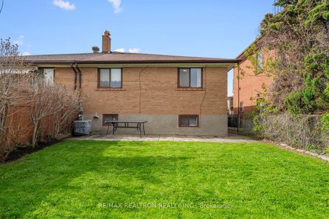 Photo 29 at 34 Tillplain Road, Bathurst Manor, Toronto