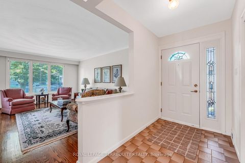 Photo 5 at 3 Avery Avenue, Markland Wood, Toronto
