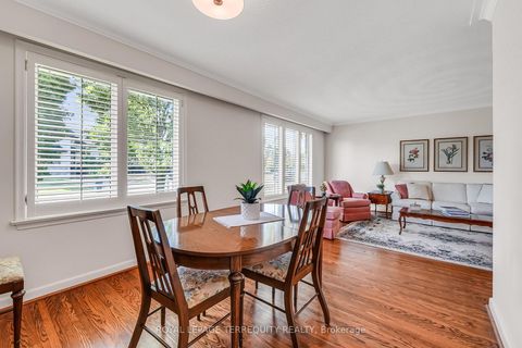 Photo 10 at 3 Avery Avenue, Markland Wood, Toronto