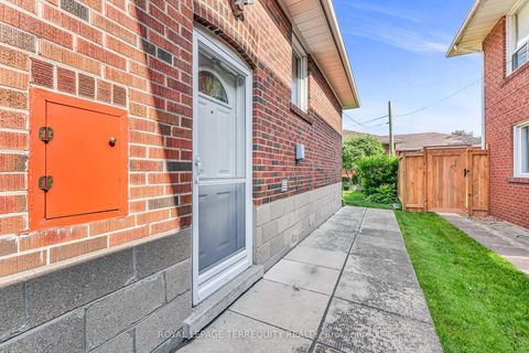 Photo 28 at 3 Avery Avenue, Markland Wood, Toronto