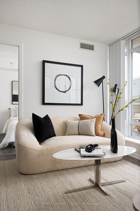 Photo 9 at 923 - 68 Abell Street, Little Portugal, Toronto