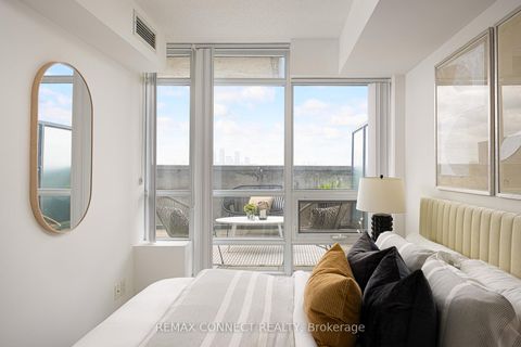 Photo 18 at 923 - 68 Abell Street, Little Portugal, Toronto