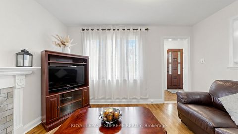 Photo 11 at 610 Mcroberts Avenue, Fairbank, Toronto