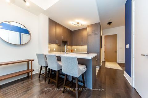 Photo 13 at 928 - 29 Queens Quay Street E, Waterfront Communities C1, Toronto