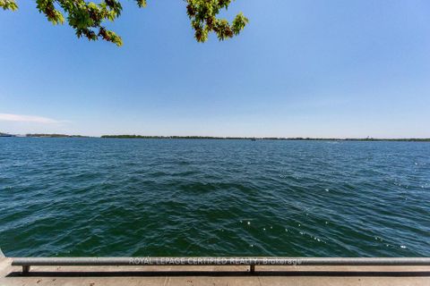 Photo 36 at 928 - 29 Queens Quay Street E, Waterfront Communities C1, Toronto