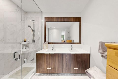 Photo 9 at 534 - 25 Adra Grado Way, Bayview Village, Toronto