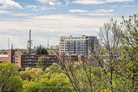 Photo 29 at 534 - 25 Adra Grado Way, Bayview Village, Toronto