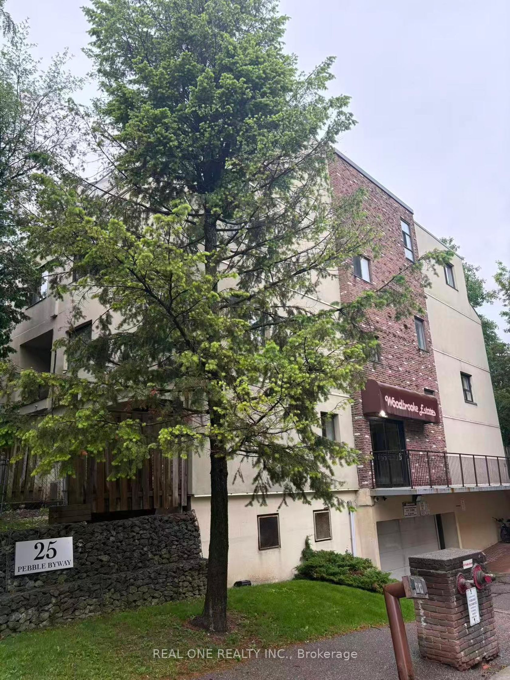 41 - 25 Pebble Byway, Hillcrest Village, Toronto 