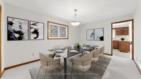 Photo 9 at 328 Goldhawk Trail, Milliken, Toronto