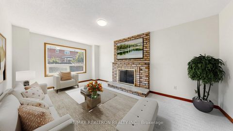 Photo 18 at 328 Goldhawk Trail, Milliken, Toronto