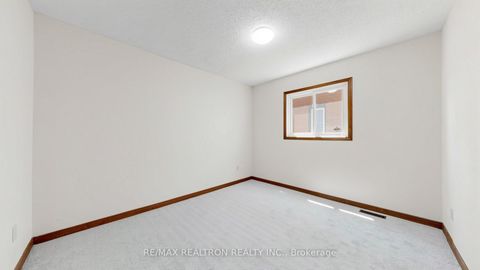 Photo 21 at 328 Goldhawk Trail, Milliken, Toronto
