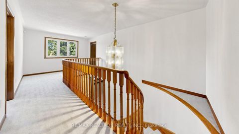 Photo 25 at 328 Goldhawk Trail, Milliken, Toronto