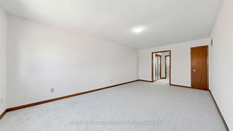 Photo 27 at 328 Goldhawk Trail, Milliken, Toronto
