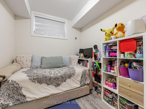 Photo 21 at 5 - 713 Lawrence Avenue W, Glen Park, Toronto