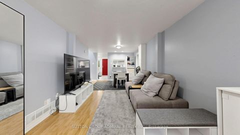 Photo 3 at 75 Rockcliffe Boulevard, Smythe, Toronto