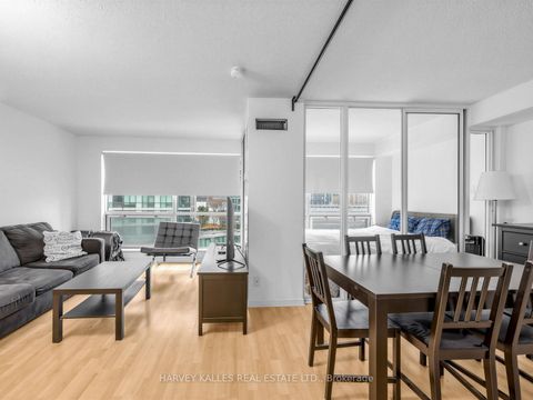 Photo 10 at 705 - 10 Yonge Street, Waterfront Communities C1, Toronto
