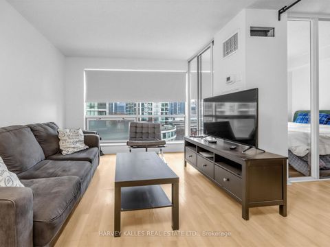 Photo 17 at 705 - 10 Yonge Street, Waterfront Communities C1, Toronto