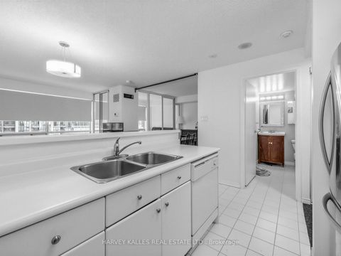 Photo 24 at 705 - 10 Yonge Street, Waterfront Communities C1, Toronto