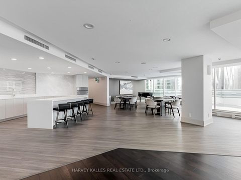 Photo 35 at 705 - 10 Yonge Street, Waterfront Communities C1, Toronto