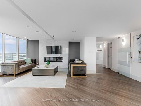 Photo 37 at 705 - 10 Yonge Street, Waterfront Communities C1, Toronto