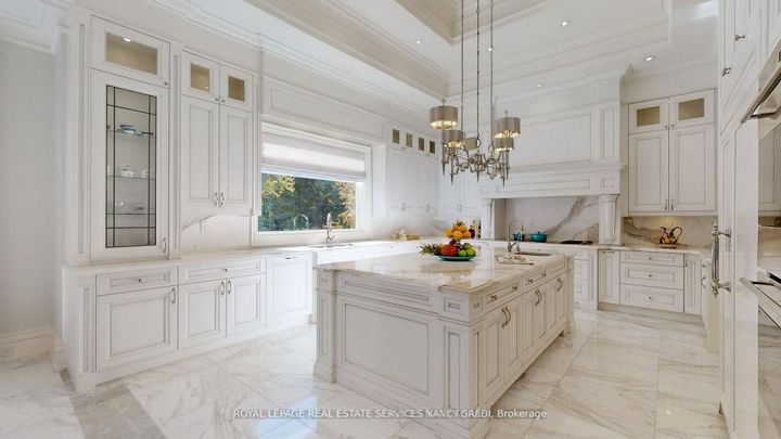 Photo 13 at 101 Forest Heights Boulevard, Windfields, Toronto