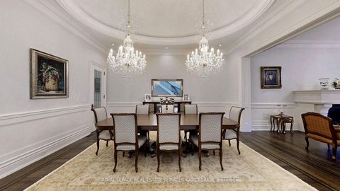 Photo 8 at 101 Forest Heights Boulevard, Windfields, Toronto