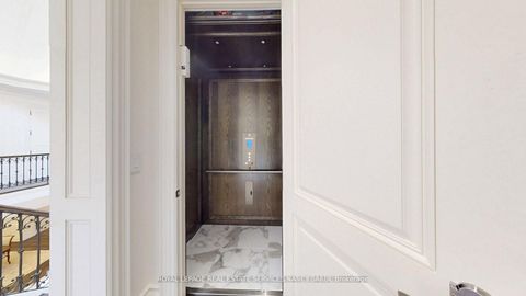 Photo 11 at 101 Forest Heights Boulevard, Windfields, Toronto